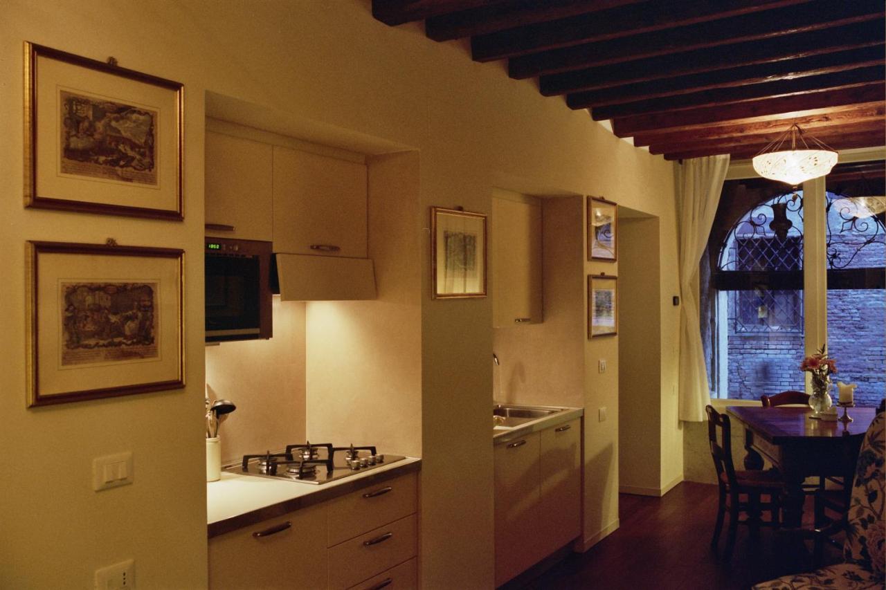 Al Pozzo Dei Scoacamini, 100 M From San Marco, Ground Floor Apartment Veneţia Exterior foto
