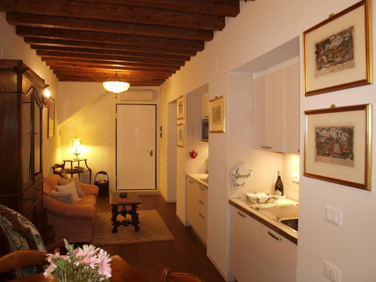 Al Pozzo Dei Scoacamini, 100 M From San Marco, Ground Floor Apartment Veneţia Exterior foto